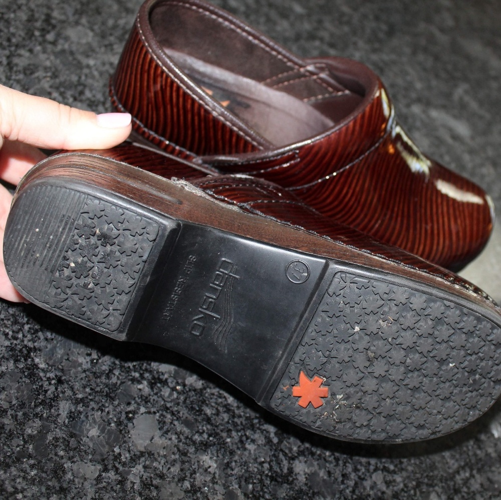 Dansko XP Clogs 37 - Picture 2 of 6
